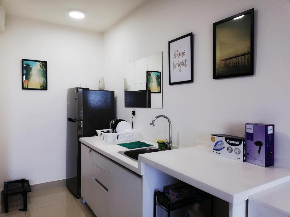 Peanut Butter Homestay - Trefoil Setia Alam Shah Alam Exterior foto