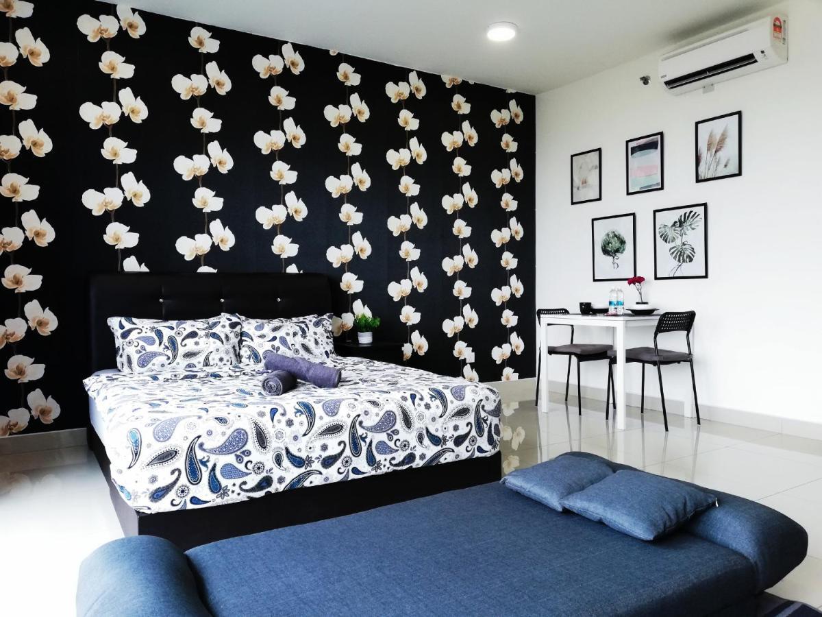 Peanut Butter Homestay - Trefoil Setia Alam Shah Alam Exterior foto