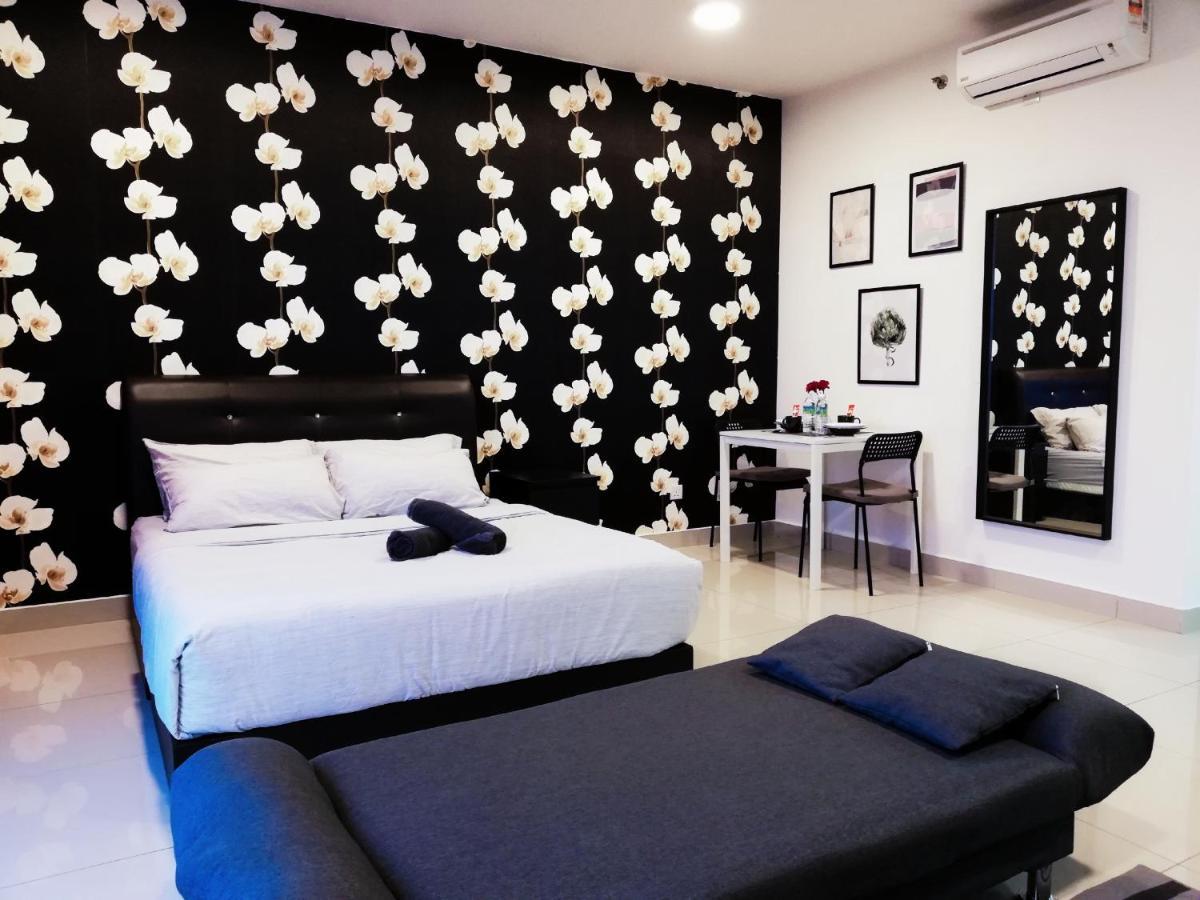 Peanut Butter Homestay - Trefoil Setia Alam Shah Alam Exterior foto